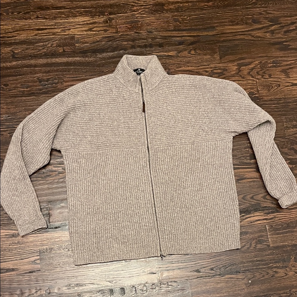 Hickey Freeman Men's Beige Ribbed Zip-Up Sweater